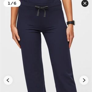 FIGS Livingston scrub pant